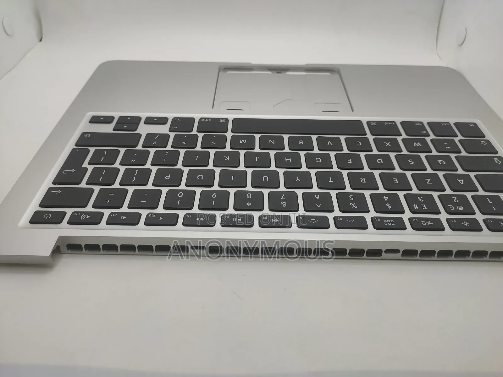 Macbook Pro A1425 13 Inch C Shell With Keyboard and Dust Cover