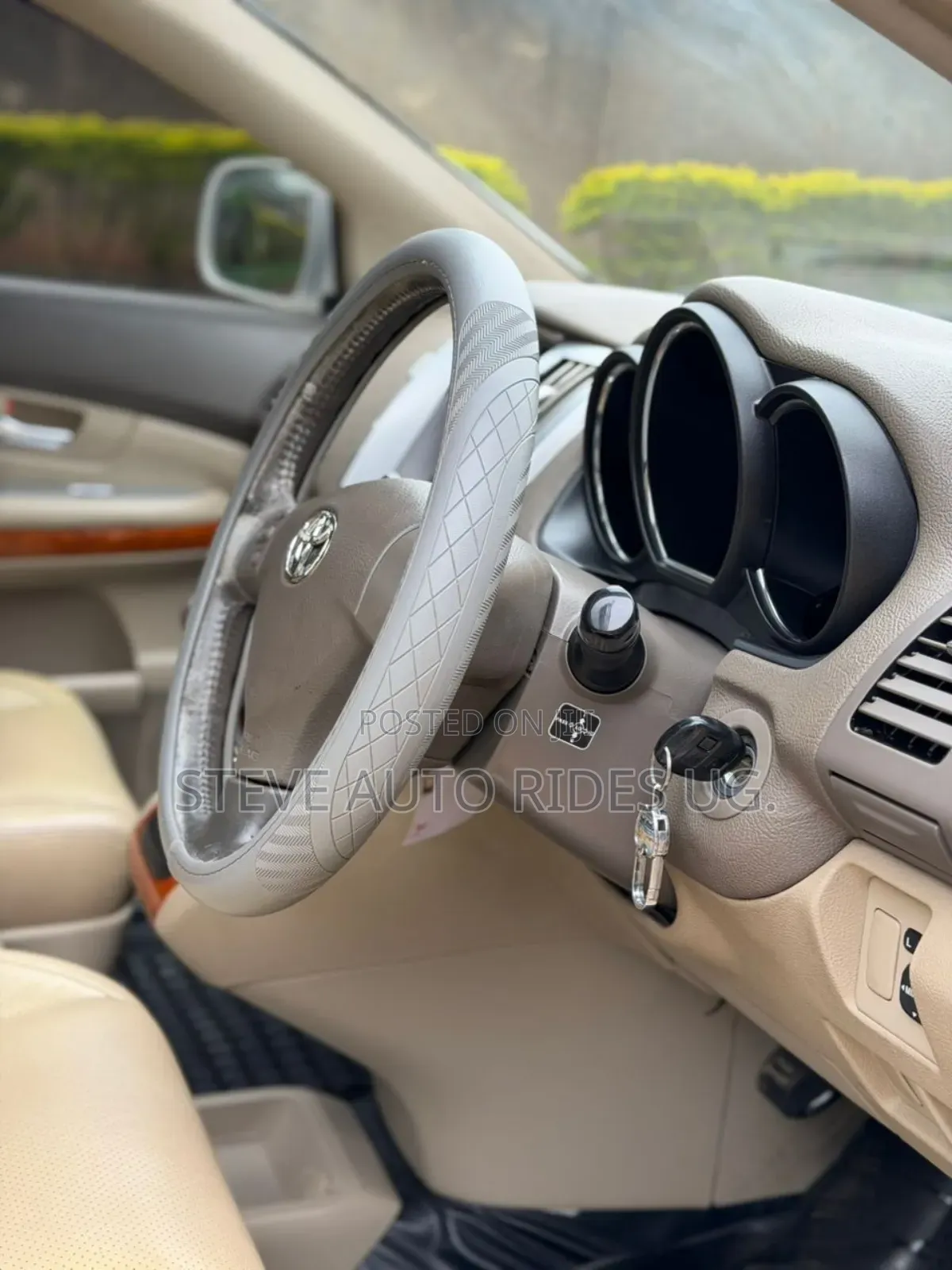 Toyota Harrier 2.4 2012 White