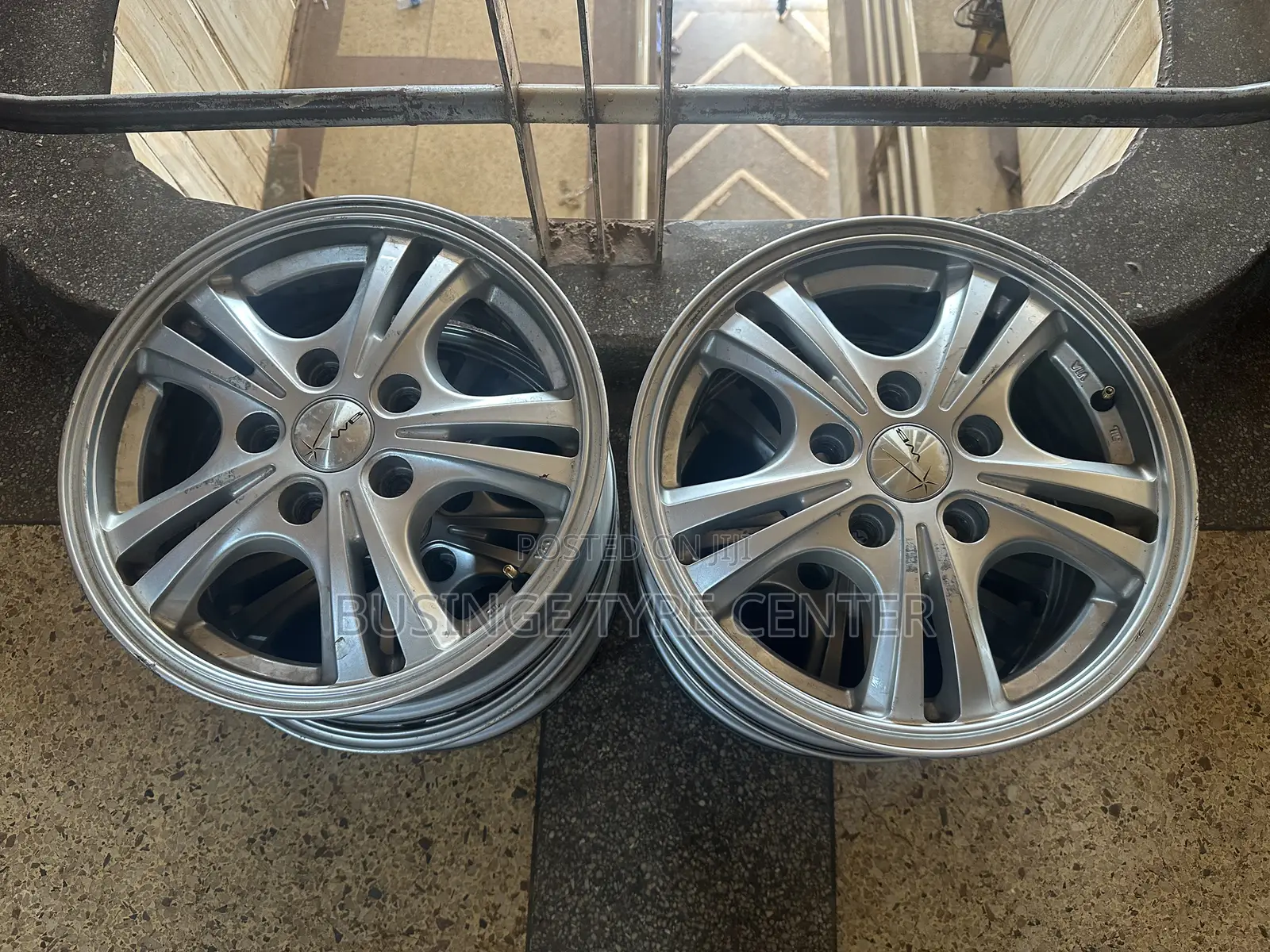 It’S Rim Size 15 Japan  Container 