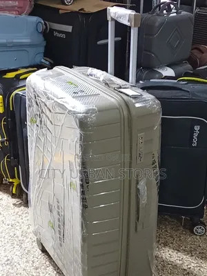 Plastic Rubber Medium Suitcase Suitcases