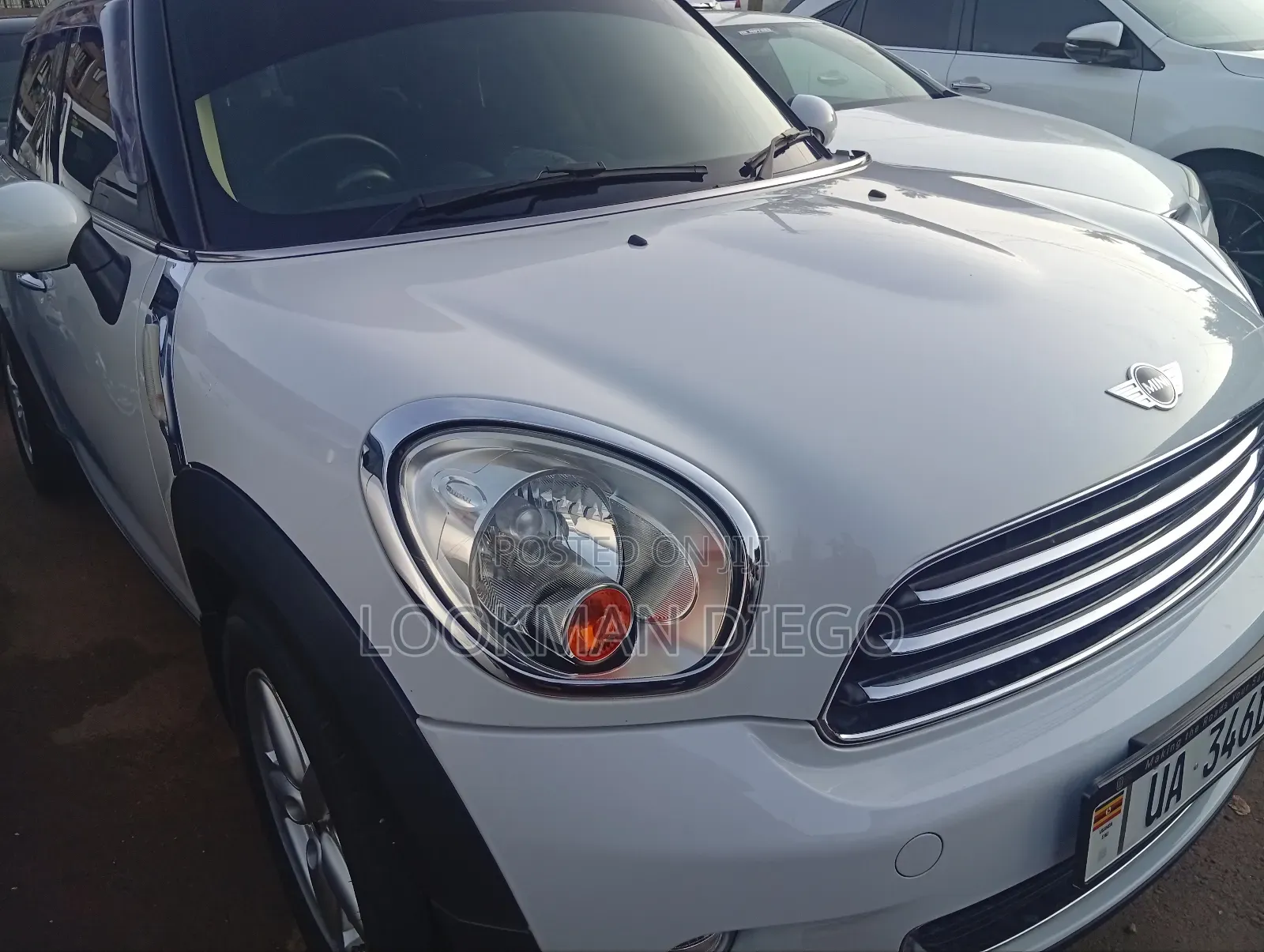 Mini Cooper 2dr Convertible (1.6L 4cyl 6M) 2015 White