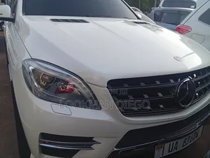 Mercedes-Benz GLE-Class 2019 White