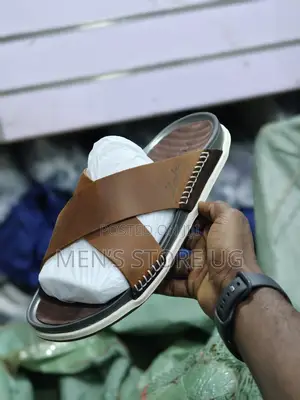 Clarks Cross Premium Classic Leather Rubber Sole Sandals