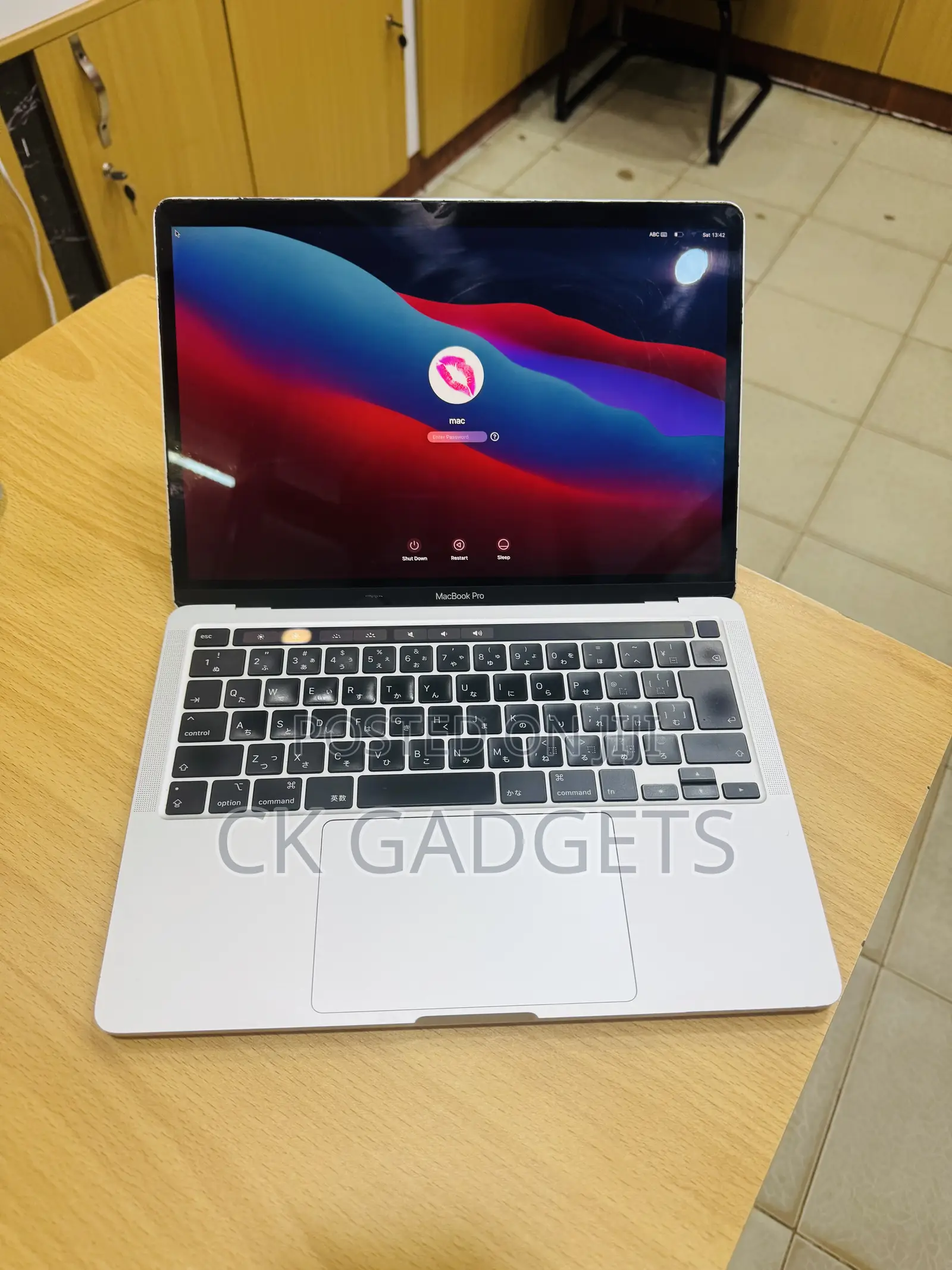 Laptop Apple MacBook Pro 2017 8GB Intel Core i5 SSD 128GB