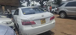 Toyota Premio 2009 White