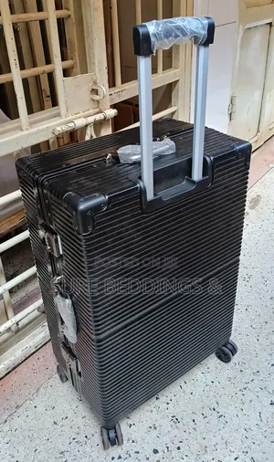 Black No Zip Suitcase