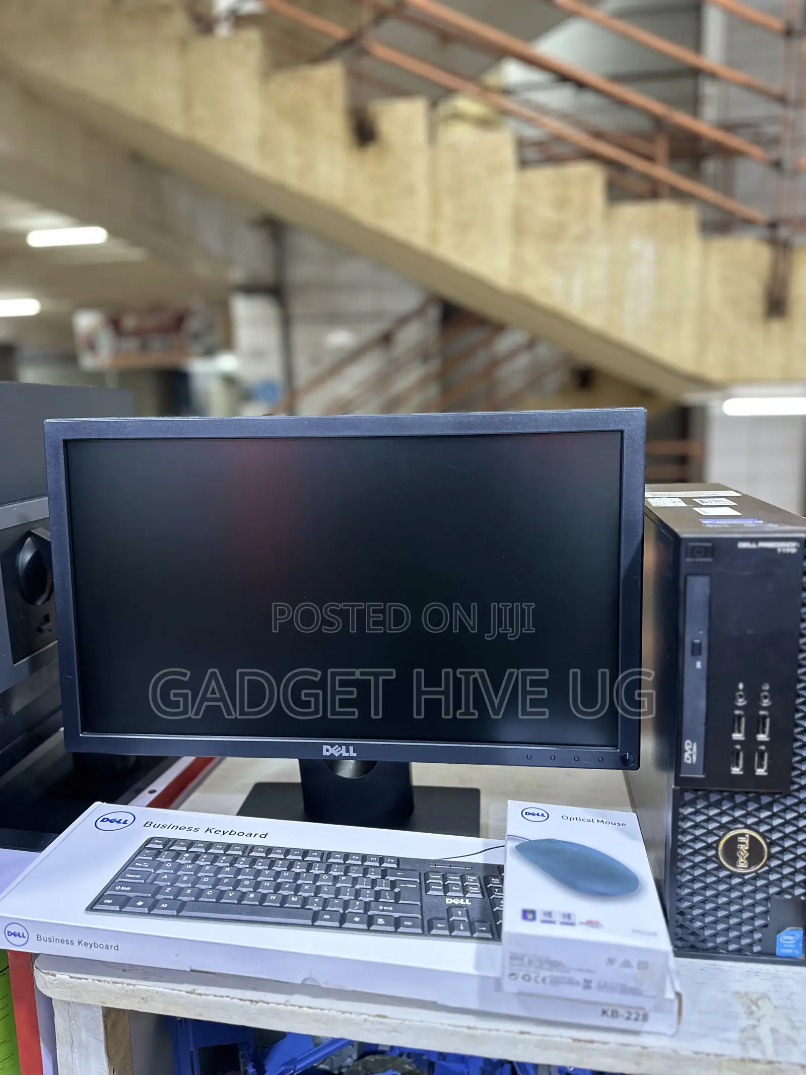 Desktop Computer Dell 4GB Intel Core i5 HDD 500GB