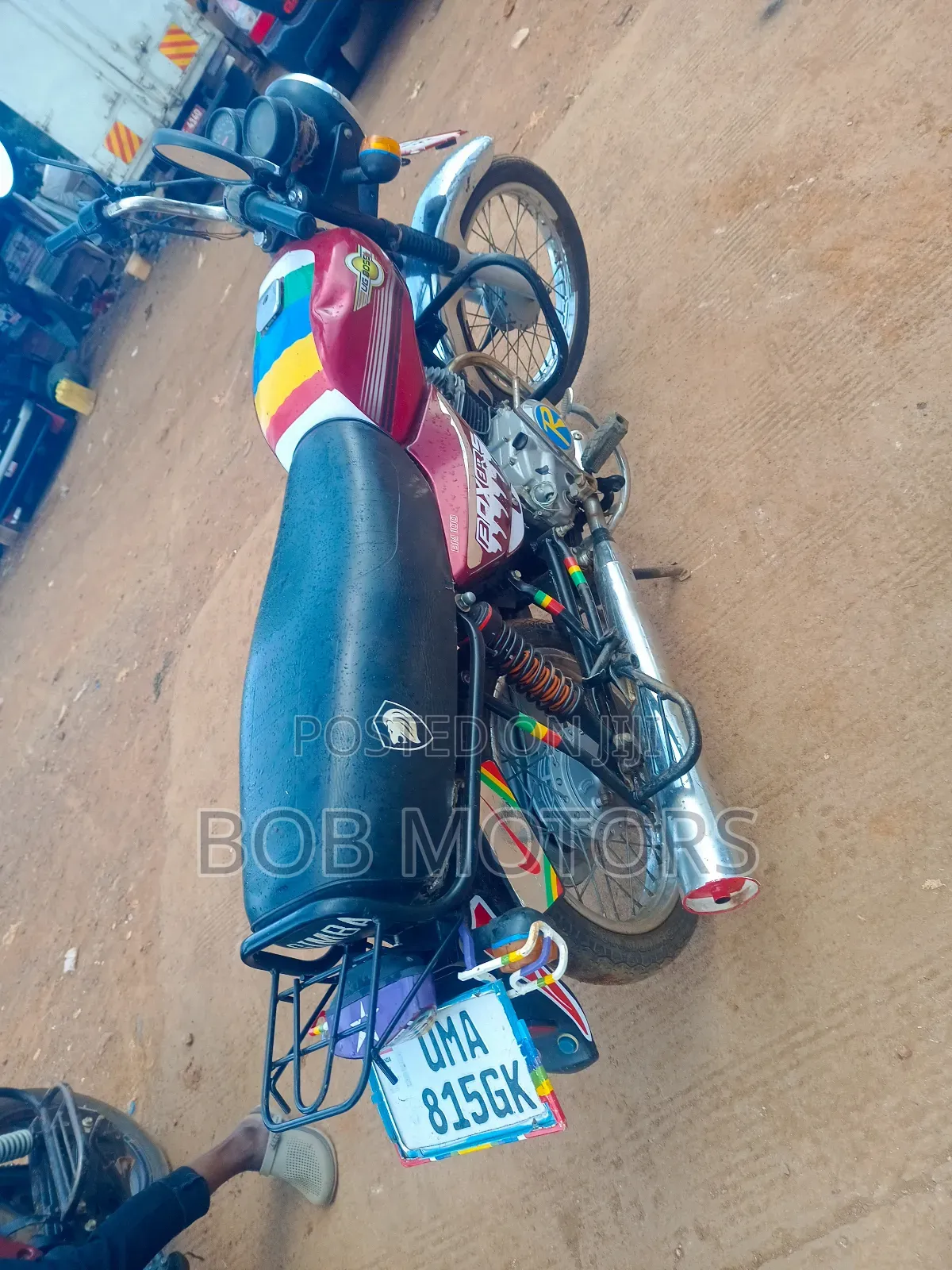 Bajaj Boxer 2025 Red