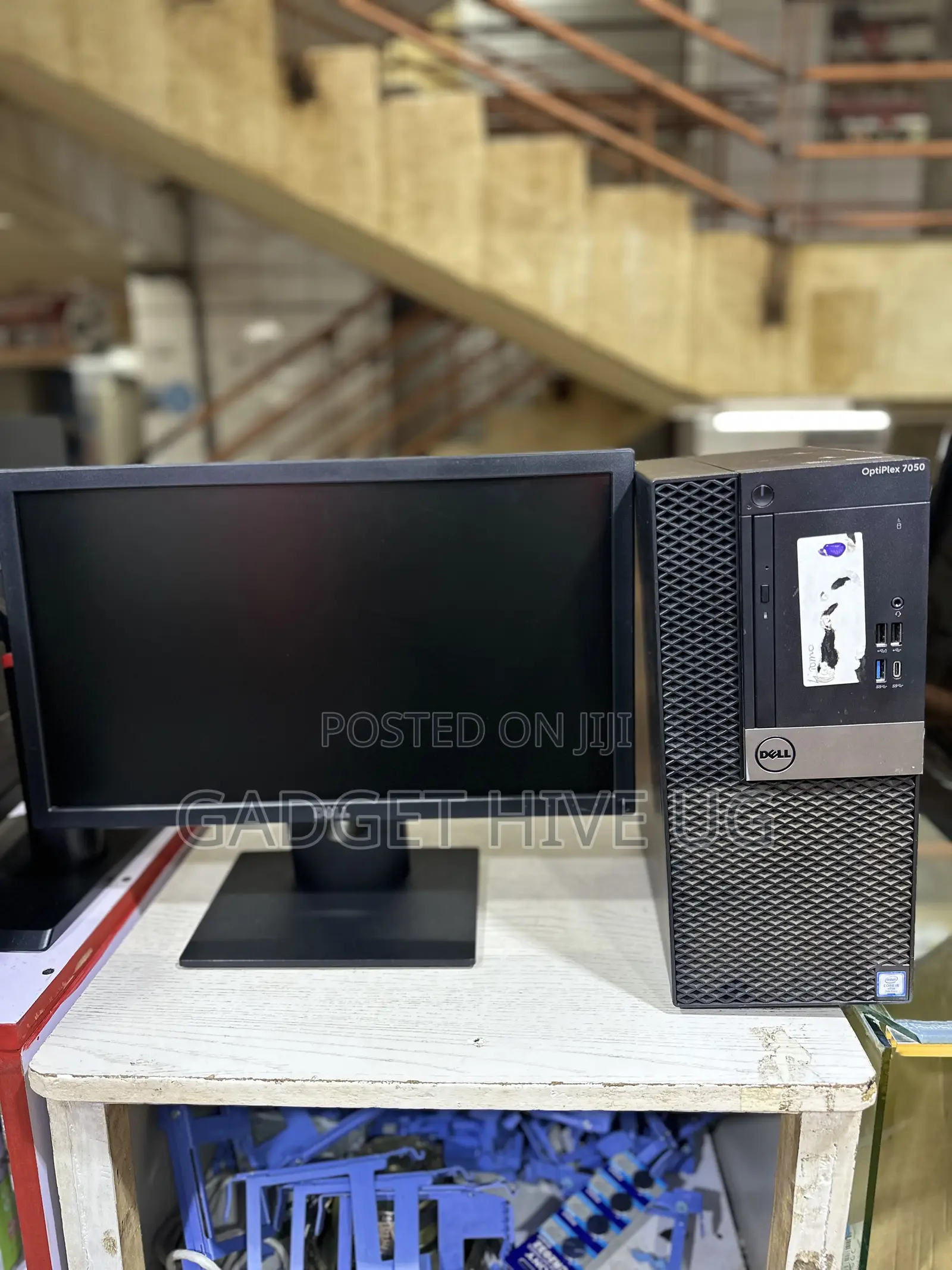 Desktop Computer Dell Optiplex 7050 8GB Intel Core i5 HDD 500GB