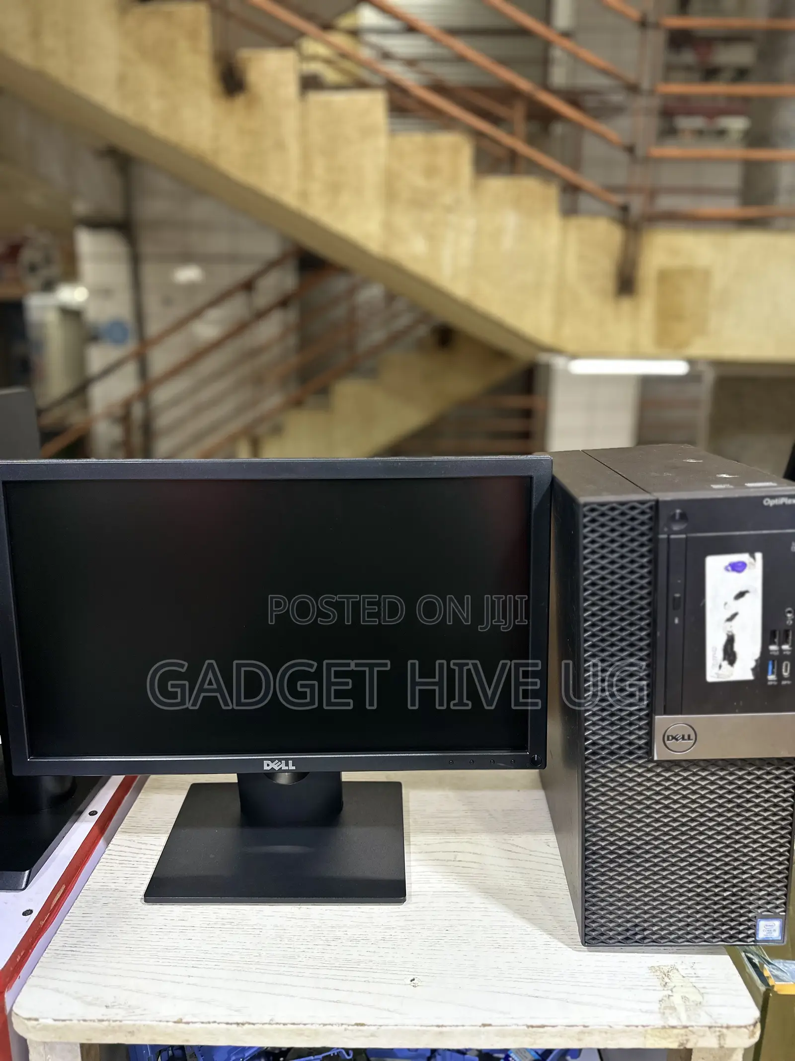 Desktop Computer Dell Optiplex 7050 8GB Intel Core i5 HDD 500GB