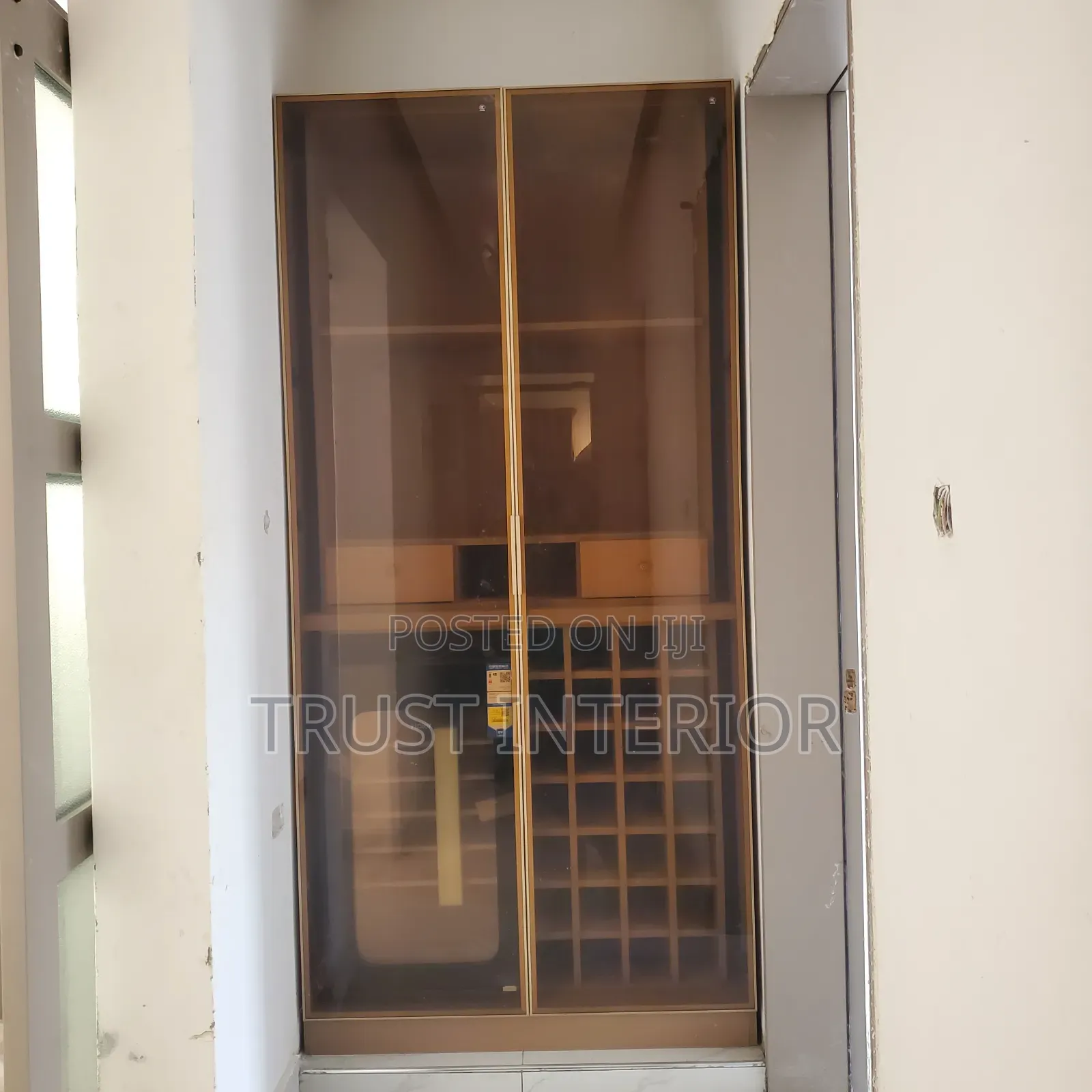 Wine Shelves 44