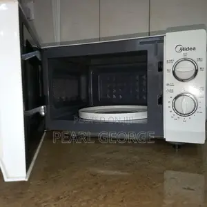 Midea Microwave Oven White, Just Clean as New With the Clean Box
