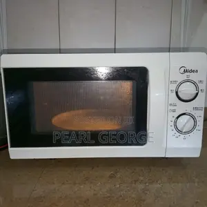 Midea Microwave Oven White, Just Clean as New With the Clean Box
