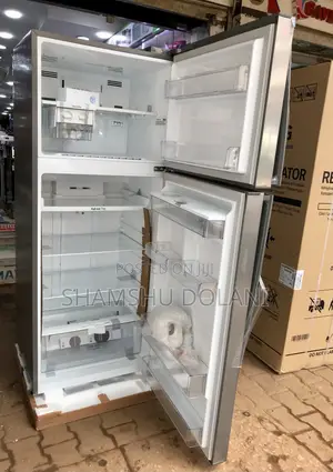 Lg Fridge 652