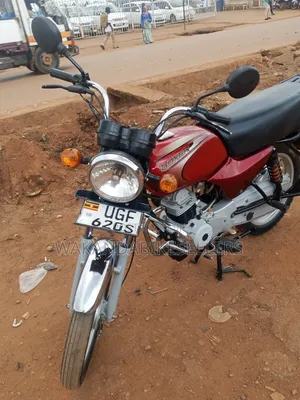 Bajaj Boxer 100 2024 Red