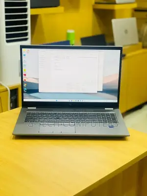 New Laptop HP ZBook Fury 17 G7 16GB Intel Core i9 SSD 512GB