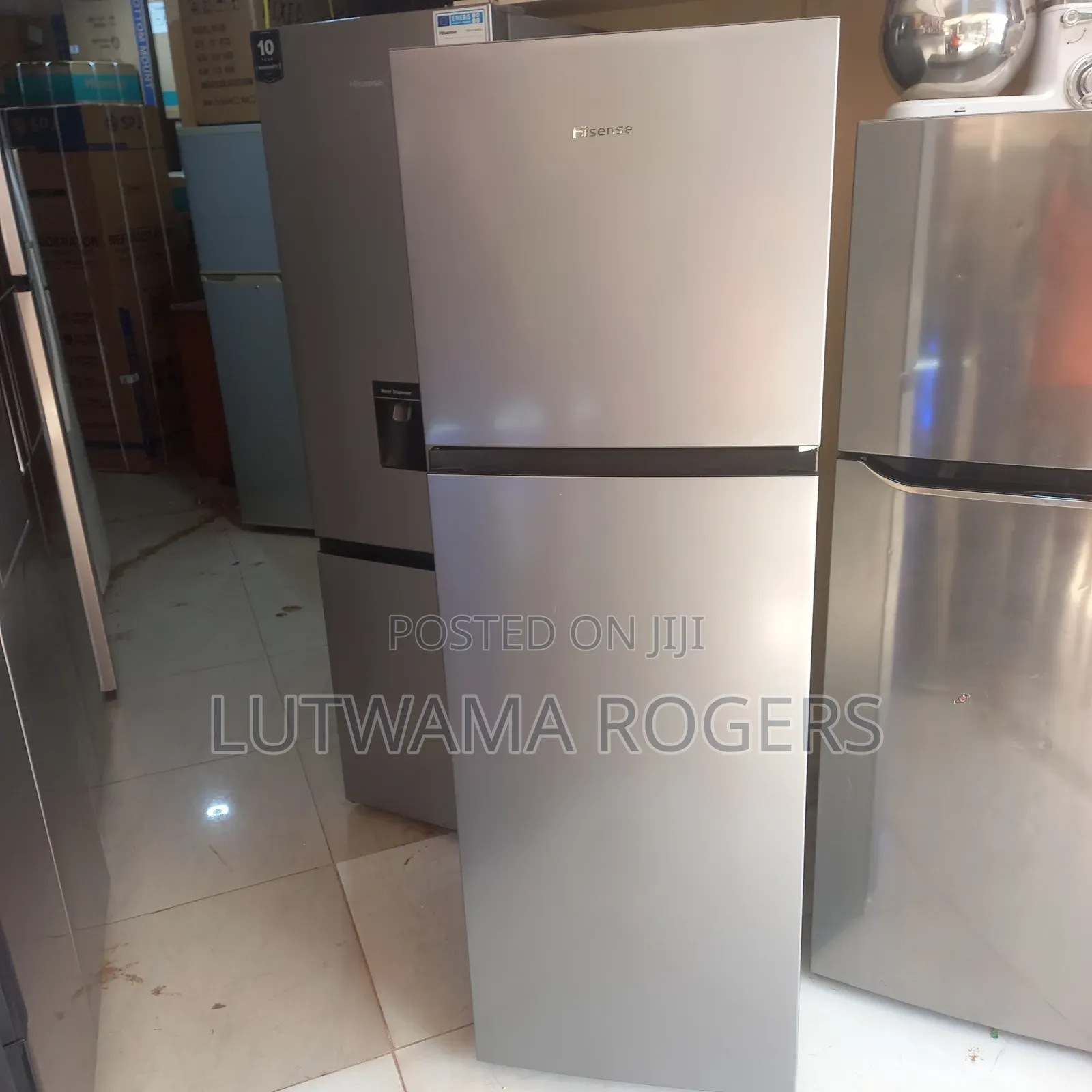 Hisense 328ltrs
