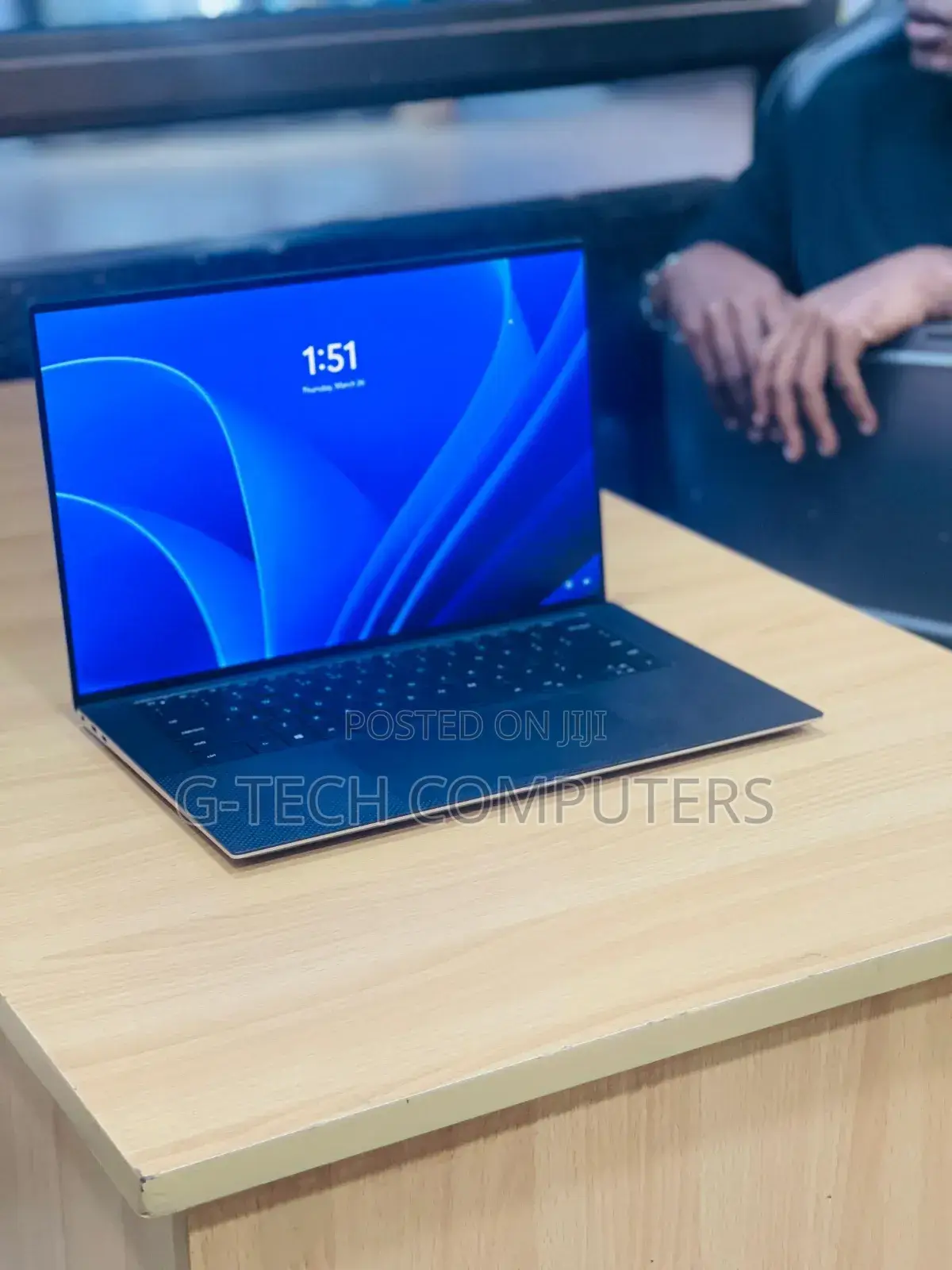 New Laptop Dell Precision 5560 16GB Intel Core i9 SSD 512GB