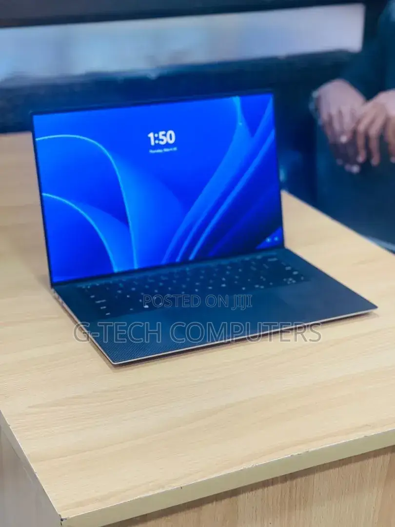 New Laptop Dell Precision 5560 16GB Intel Core i9 SSD 512GB