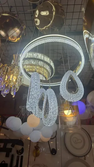 Tear-Drop Shaped Pendant Light