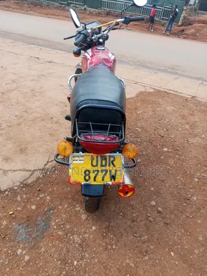 Bajaj Boxer 100 2018 Red
