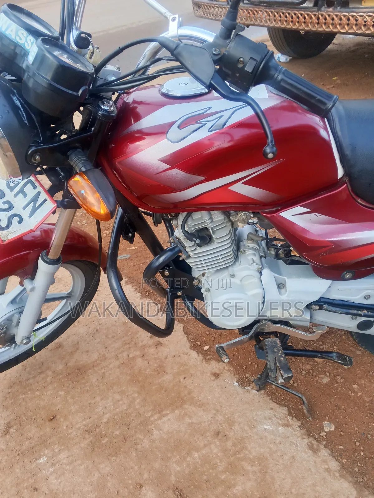 Bajaj CT 110X 2023 Red