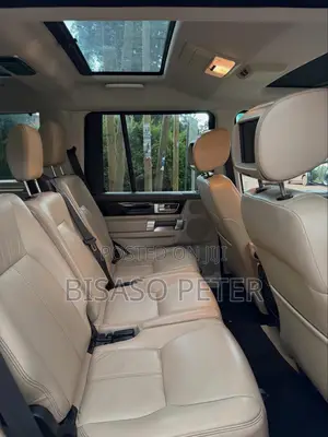 Land Rover Discovery 2016 Black