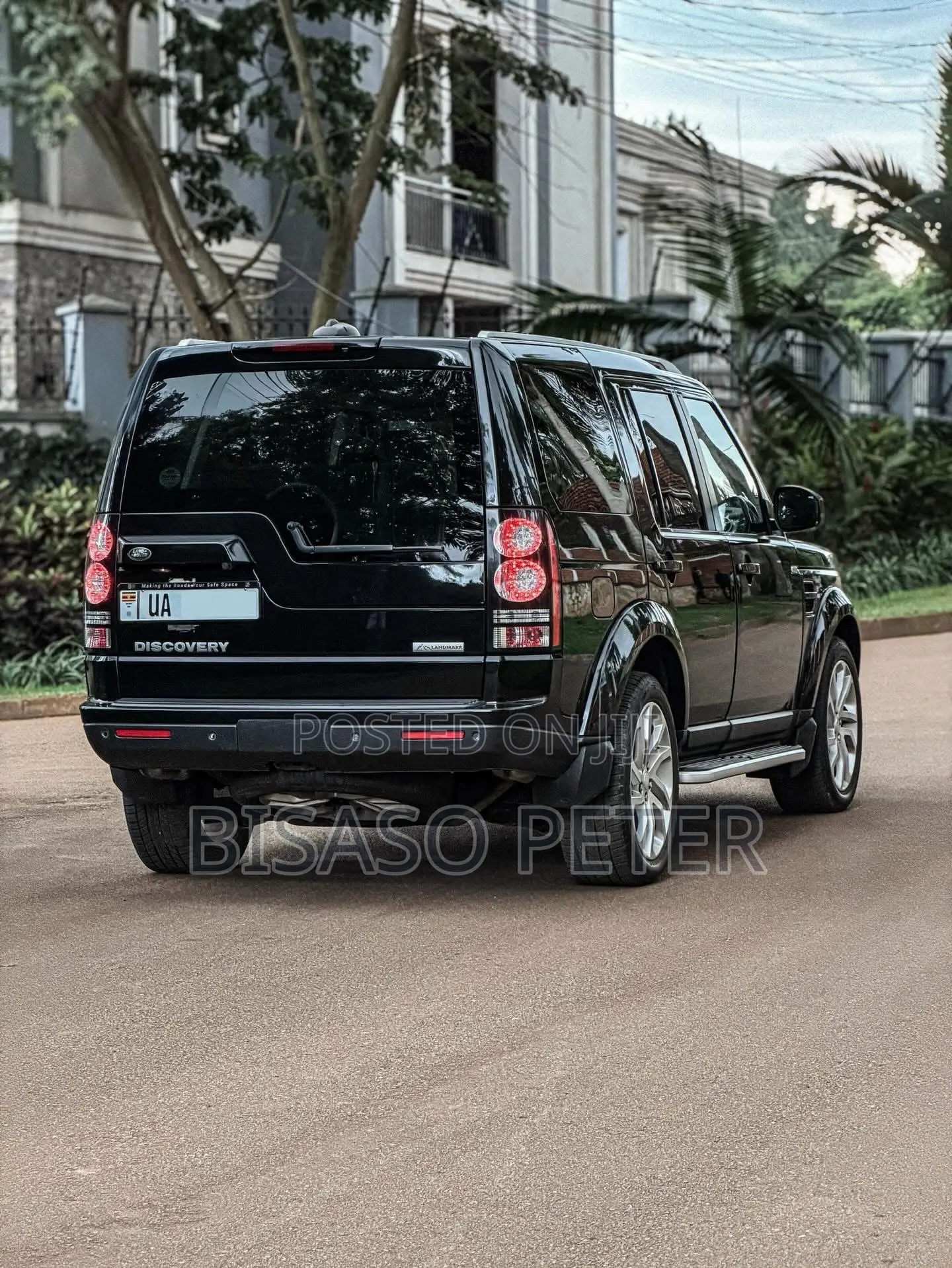 Land Rover Discovery 2016 Black