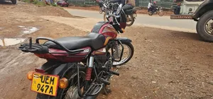 Mahindra Gusto 2018 Red