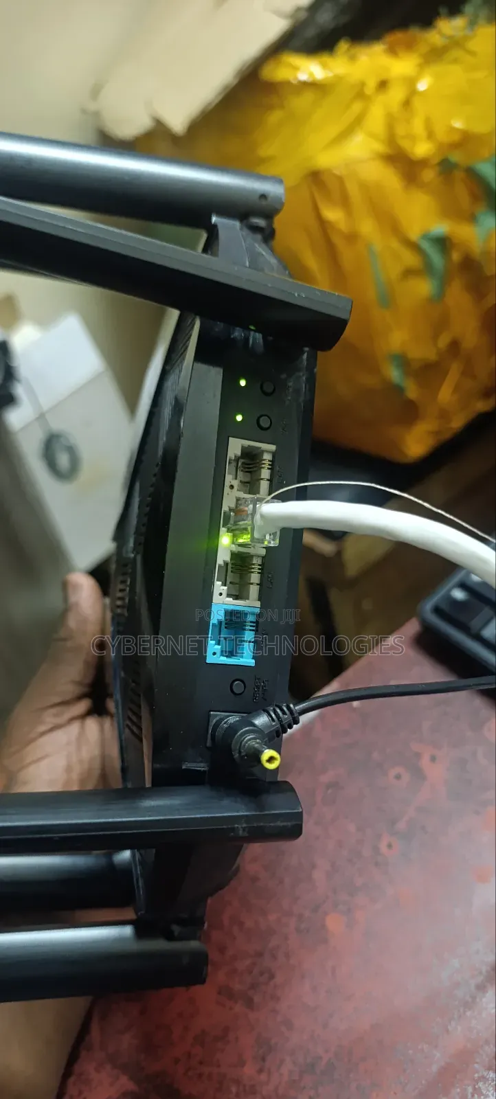Mercury D128 Wireless Router