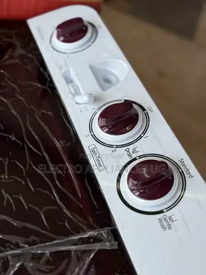 Onida 10kg Twintub Washing Machine.