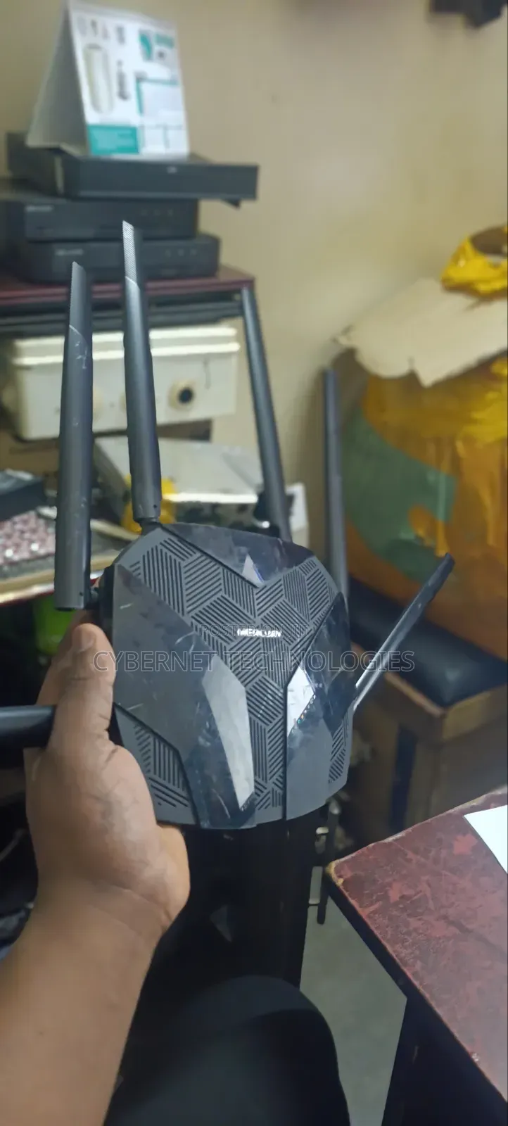 Mercury D128 Wireless Router