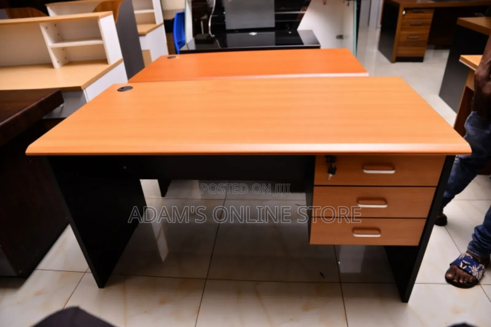 Office Table Black and Brown Color