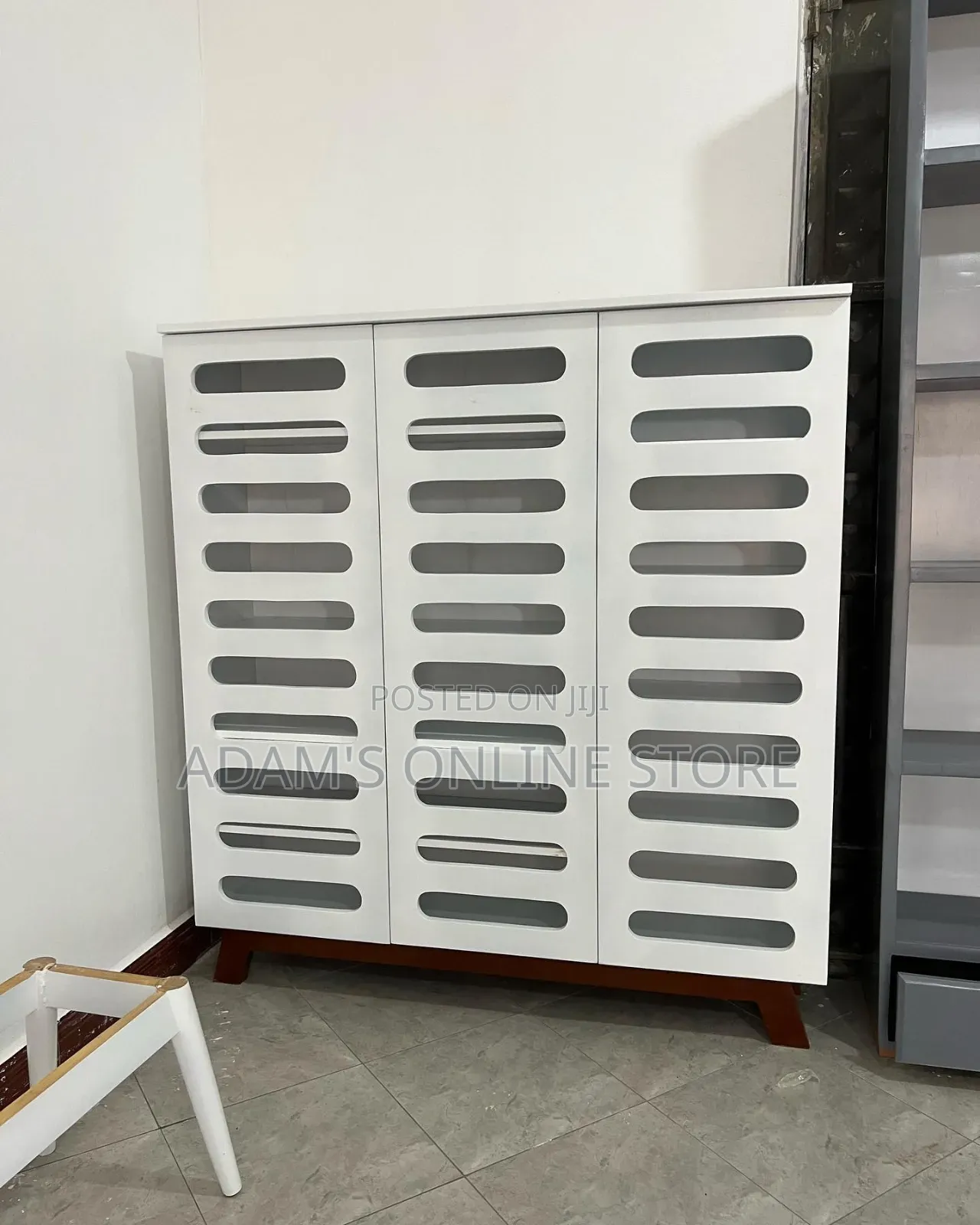 White Shoe Rack 4ft by 6ft Height