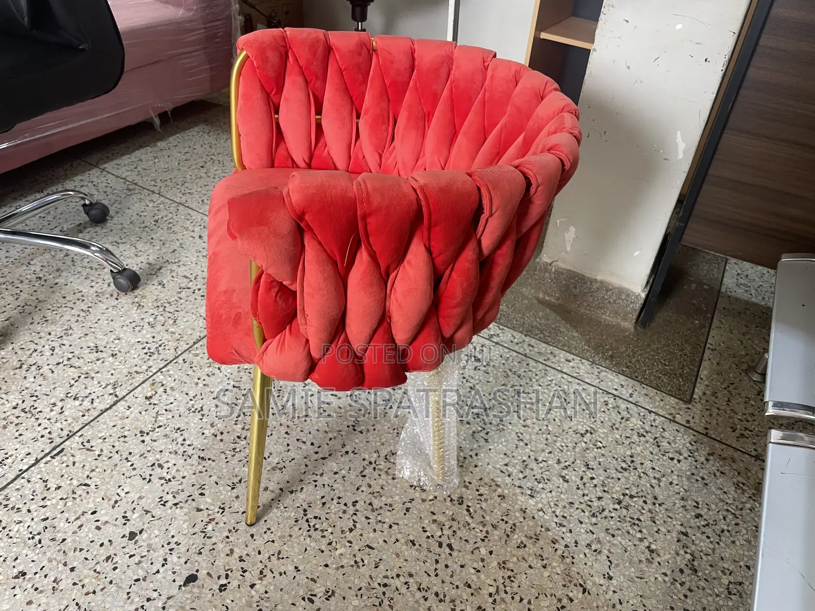 Luxury Red Chair