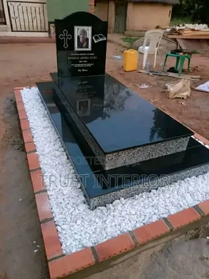 Grave Constructors 21