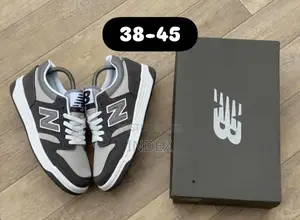 Nb Sneakers