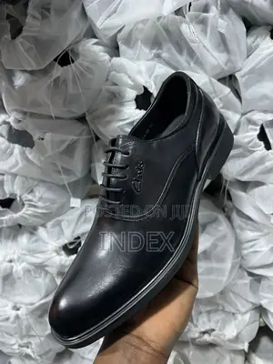 Clark’S With Shoe Laces