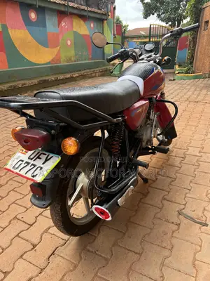 Bajaj CT 125X 2023 Red