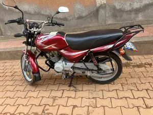 Bajaj CT 125X 2022 Red