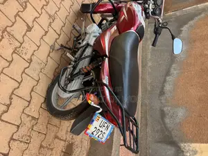 Bajaj CT 125X 2022 Red