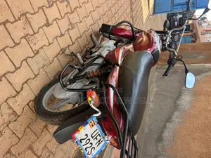 Bajaj CT 125X 2022 Red