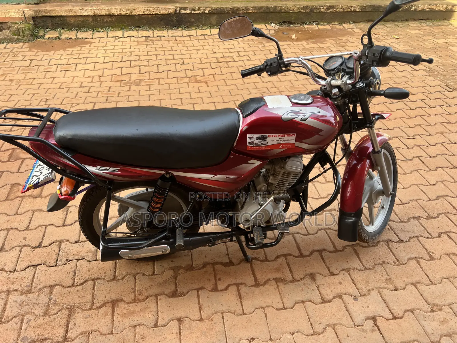 Bajaj CT 125X 2022 Red