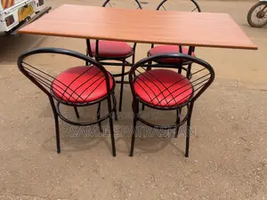 Dining Table 4 Sits