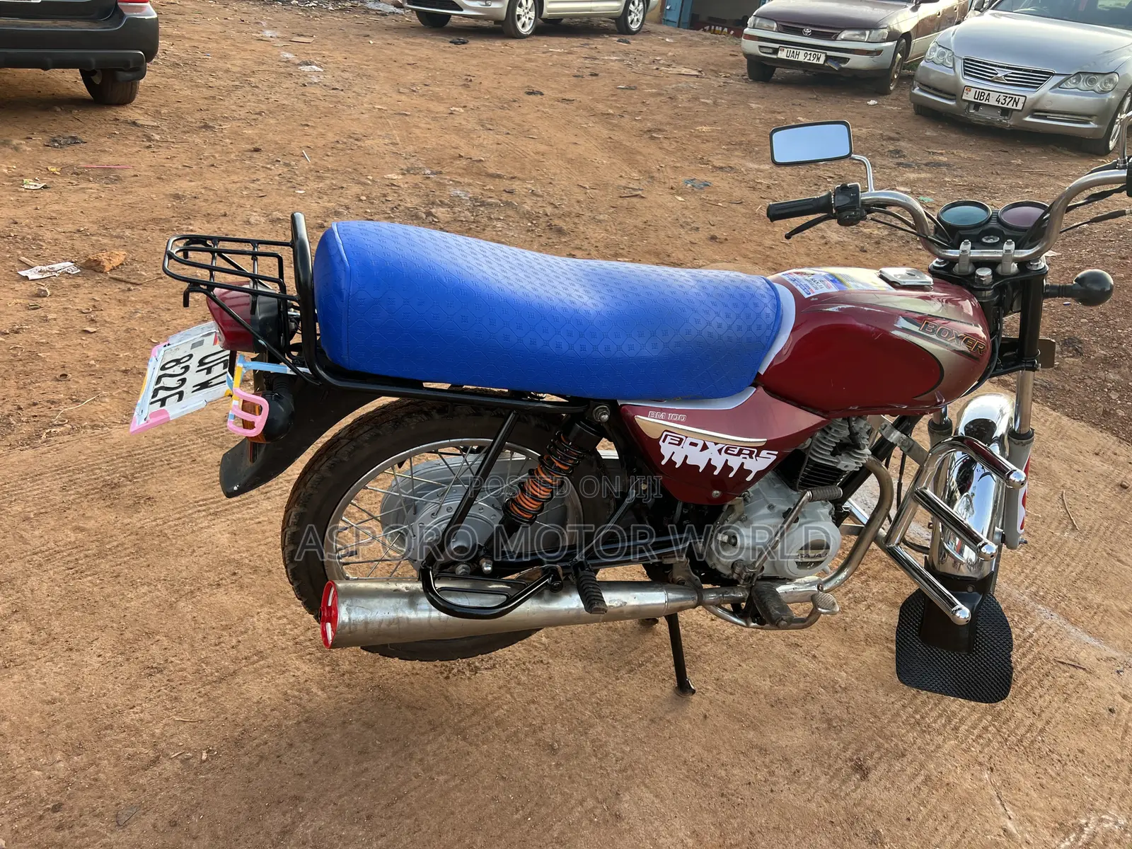 Bajaj Boxer 100 2023 Red