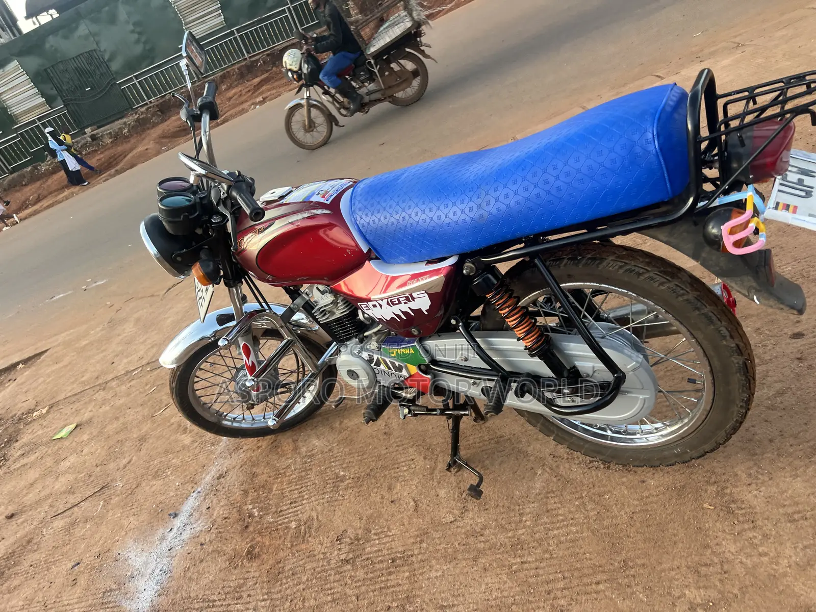 Bajaj Boxer 100 2023 Red