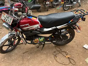 Hero Hunter 125 2021 Red