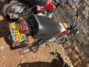 Bajaj Boxer 100 2018 Red