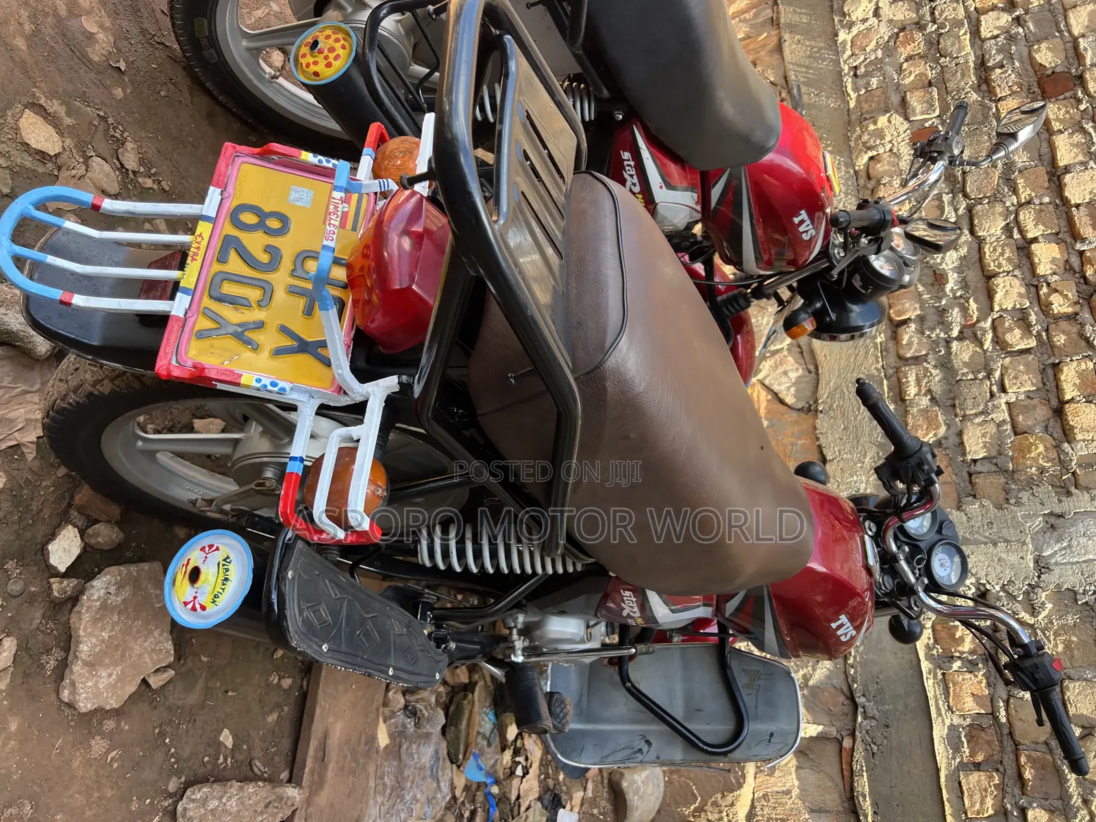 TVS HLX 125 2023 Red