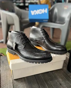Clarks Pure Leather Boot